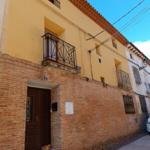 AMBEL: CASA A LA VENTA